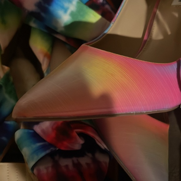 Steve Madden Rainbow heels - Picture 8 of 9